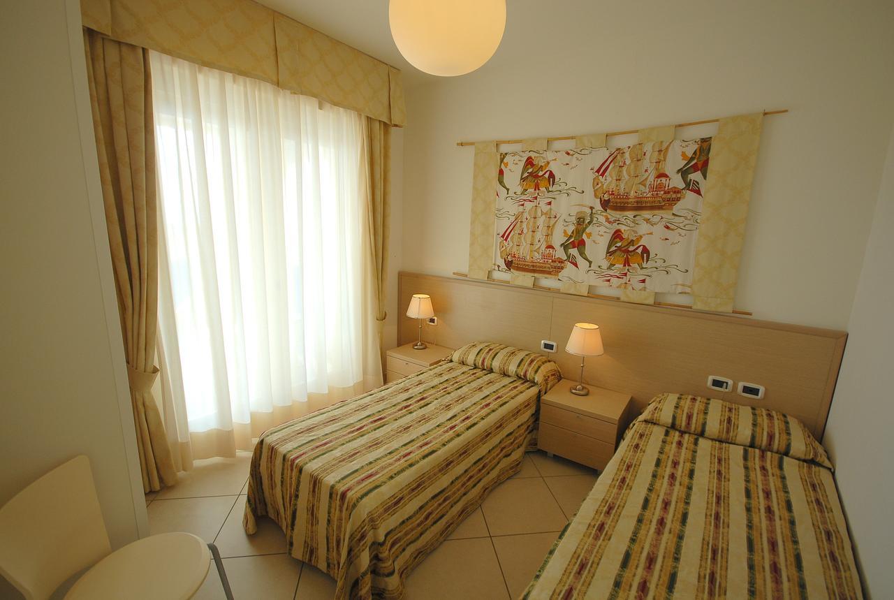 Aparthotel Ashanti 3*
